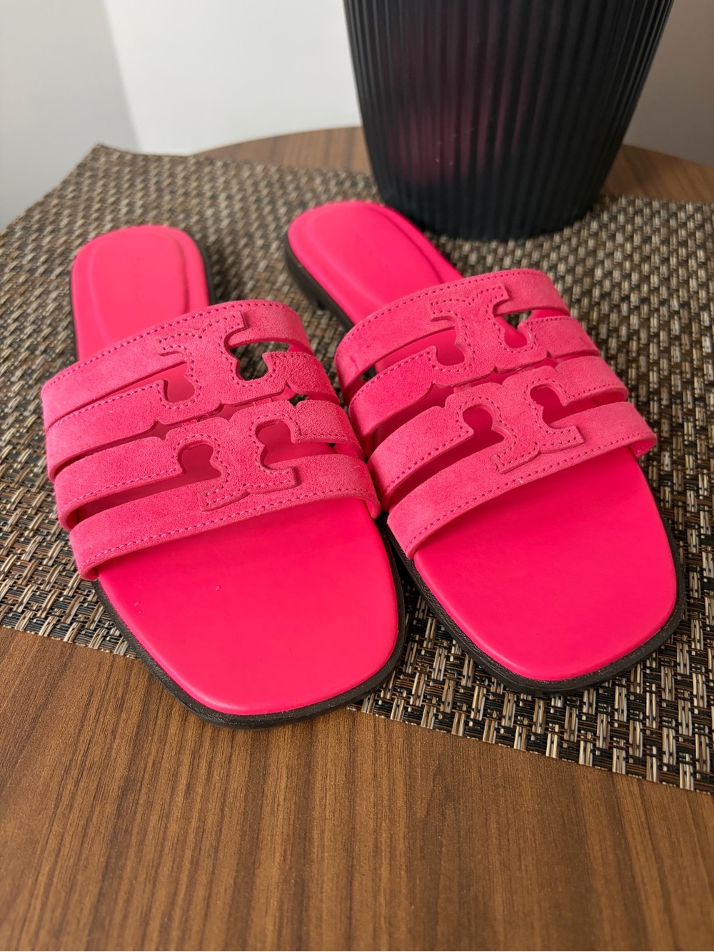 Tory Burch Ines Slide Fuchsia Suede size 7.5 - Picture 4 of 10
